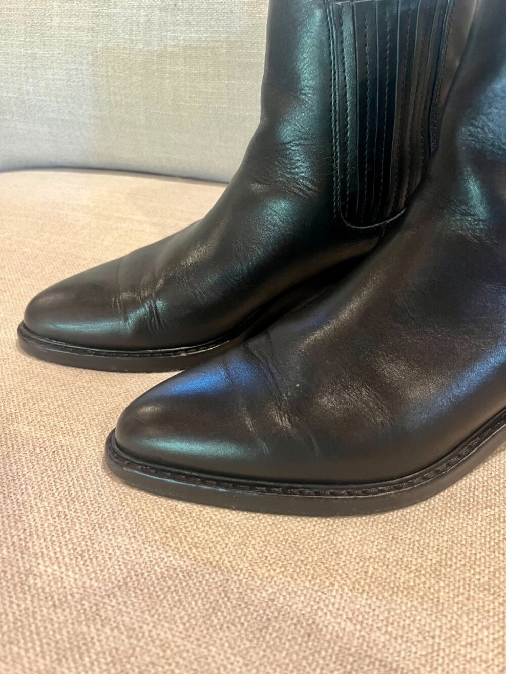 Coach Bowery Black Leather Chelsea Ankle Boots with Gold Charm Made in Italy - Picture 8 of 14